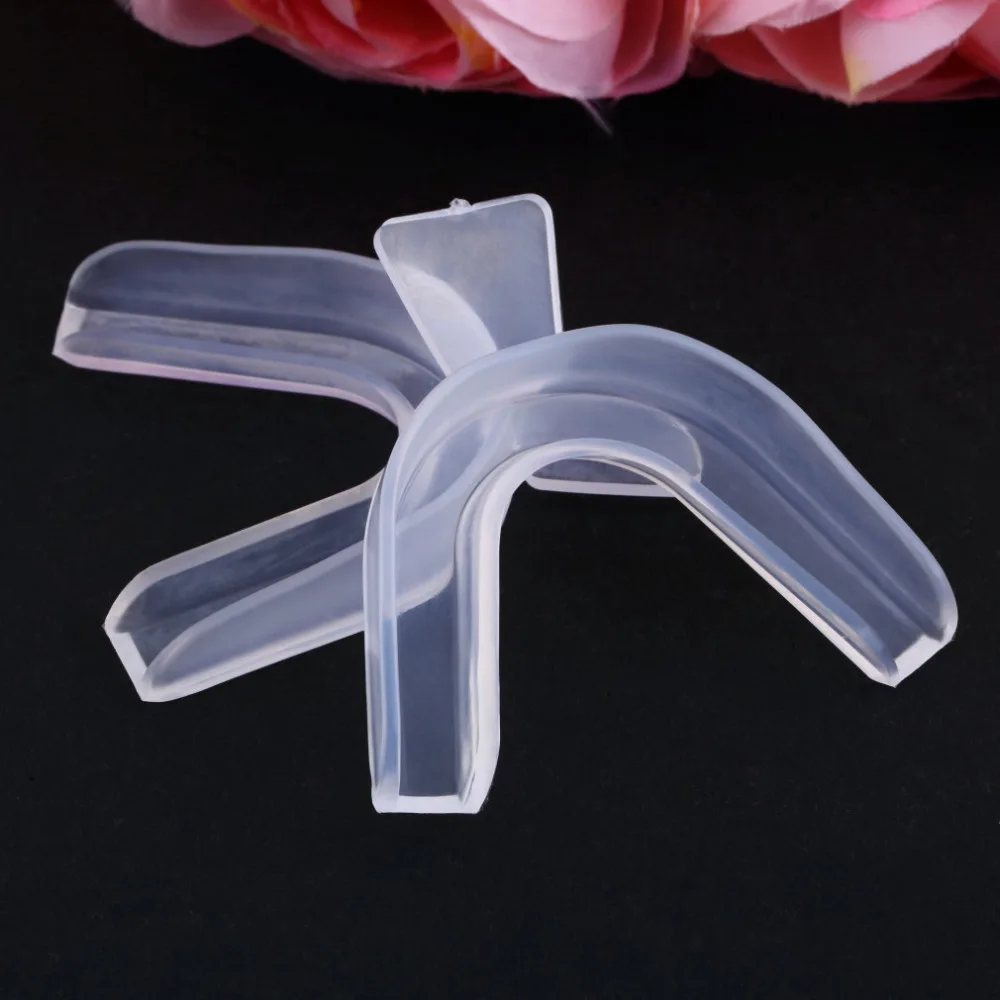 Hot Selling 1 pair New Transparent Thermoforming Mouth Whitening Trays Dental Teeth dental equipment Best Selling
Hot Selling 1 pair New Transparent Thermoforming Mouth Whitening Trays Dental Teeth dental equipment Best Selling