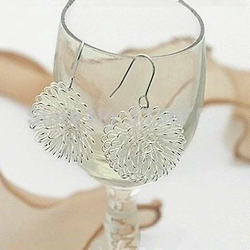 Hot Sale Fashion Unique New Pattern Dandelion Earrings Vintage Jewelry Wholesale Accessories Crystal Shop
Hot Sale Fashion Unique New Pattern Dandelion Earrings Vintage Jewelry Wholesale Accessories Crystal Shop