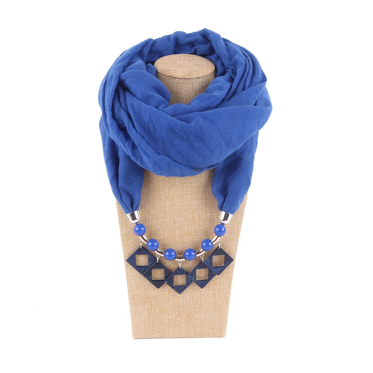 New ethnic style amber necklace ladies scarf headscarf resin effect jewelry pendant free shipping
New ethnic style amber necklace ladies scarf headscarf resin effect jewelry pendant free shipping