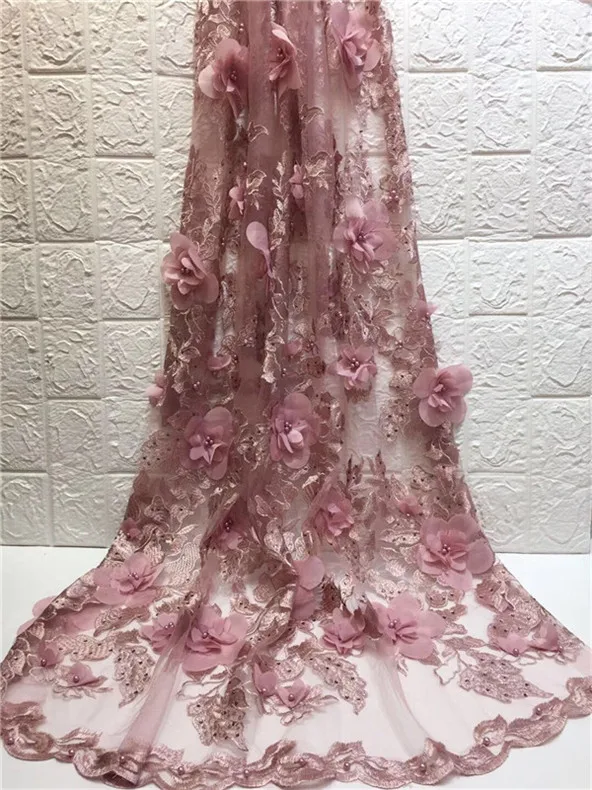 High Quality African Lace Fabric 2019 Latest 3d Flower Tulle Lace Nigerian Lace With beads And Feather For Wedding
High Quality African Lace Fabric 2019 Latest 3d Flower Tulle Lace Nigerian Lace With beads And Feather For Wedding