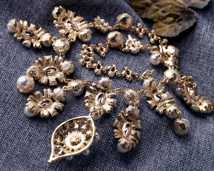 Fashion Atmosphere Shining Party Dress Jewelry Women Necklaces & Pendants Factory Wholesale
Fashion Atmosphere Shining Party Dress Jewelry Women Necklaces & Pendants Factory Wholesale