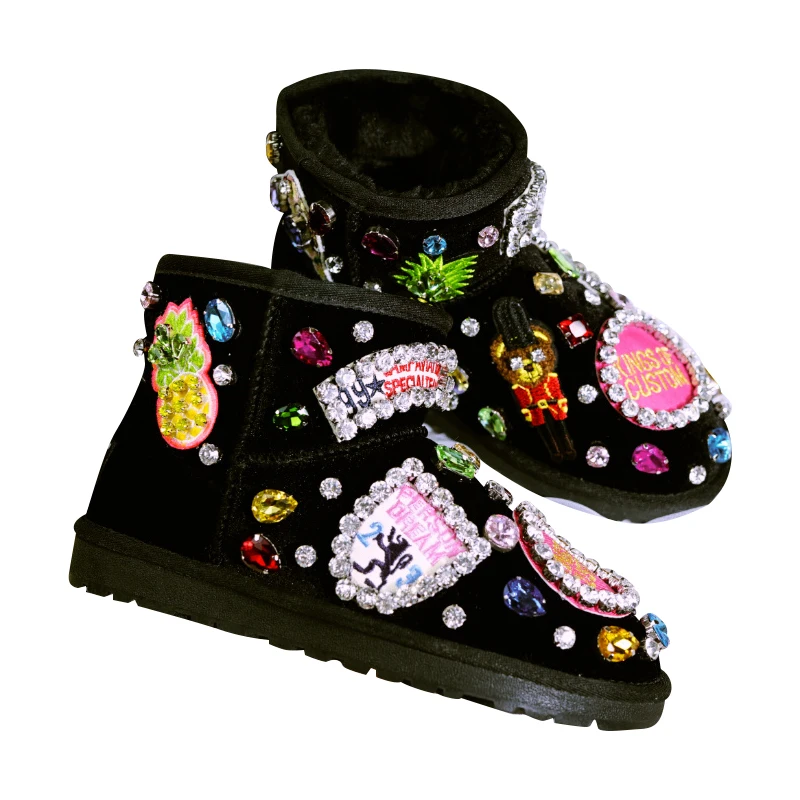 Black Winter Shoes Woman Shiny Crystals Warm Fur Flat Snow Boots 2023 Handmade Bling Rhinestones Ankle Boots Women Big Size
Black Winter Shoes Woman Shiny Crystals Warm Fur Flat Snow Boots 2023 Handmade Bling Rhinestones Ankle Boots Women Big Size