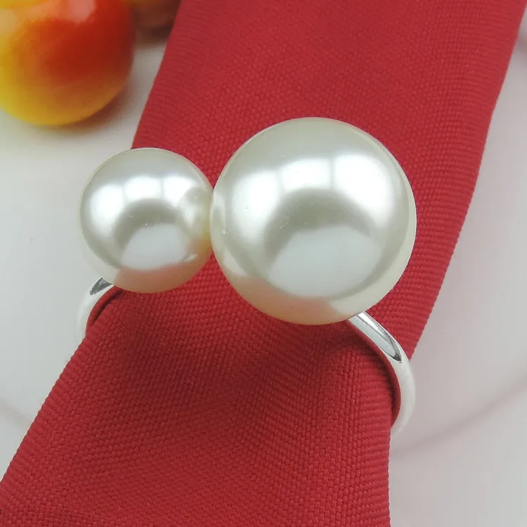 12pcs Simple creative decorative napkin ring towel ring metal large pearls napkin buckle Hotel wedding banquet table decoration
12pcs Simple creative decorative napkin ring towel ring metal large pearls napkin buckle Hotel wedding banquet table decoration