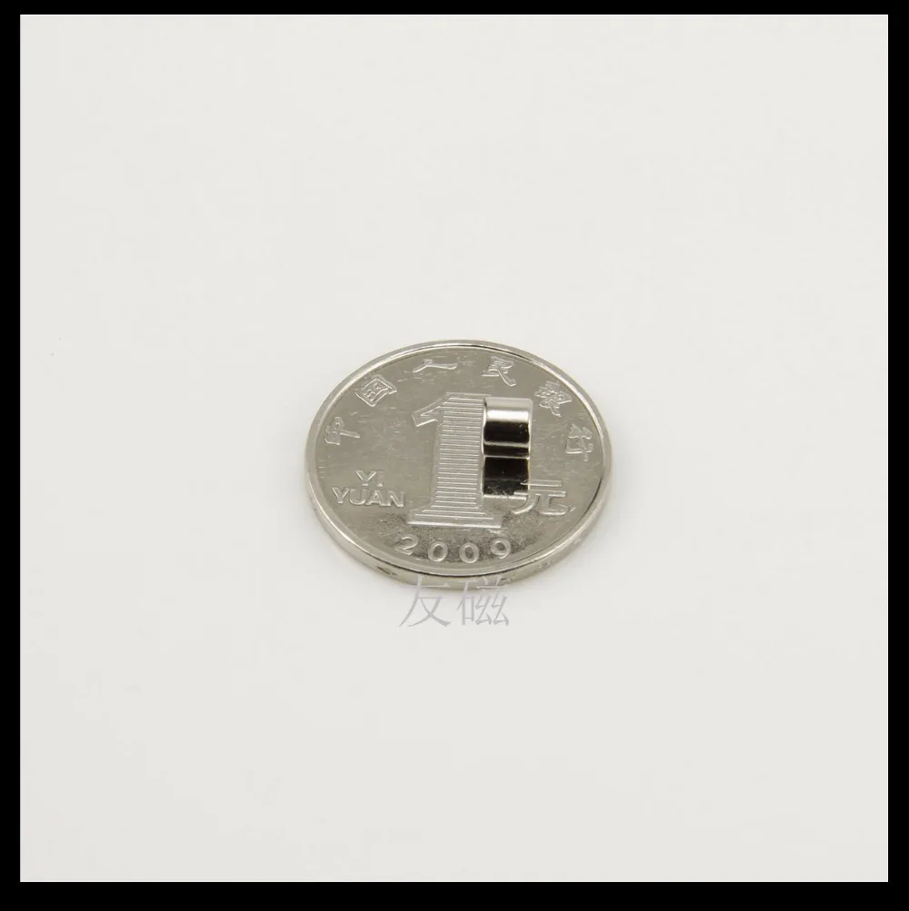 300pcs Dia 5mmx4mm N50 Neodymium Magnet Rare Earth Magnet 5x4mm Strong Round Magnets
300pcs Dia 5mmx4mm N50 Neodymium Magnet Rare Earth Magnet 5x4mm Strong Round Magnets