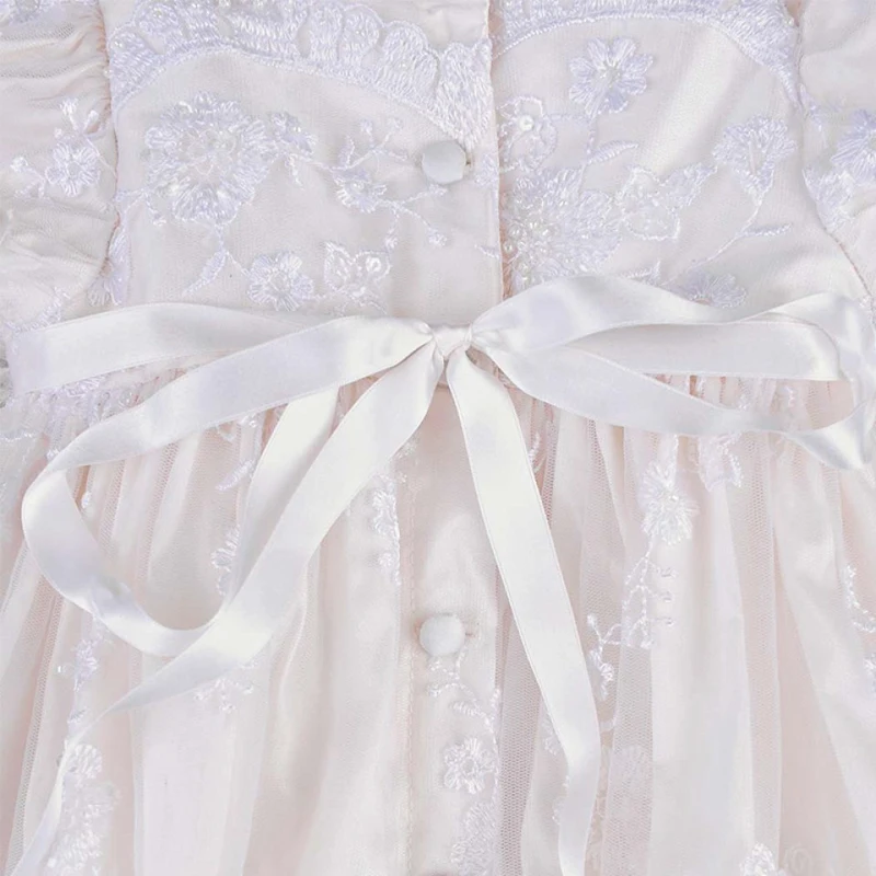 Heirloom-style Back Button First Communion Dress Muslin Puffed Sleeves Ruffled Lace Overlay Rosette Christening Gowns for Babies
Heirloom-style Back Button First Communion Dress Muslin Puffed Sleeves Ruffled Lace Overlay Rosette Christening Gowns for Babies