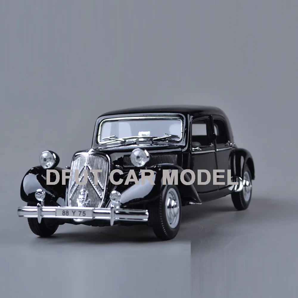 1:18 Игрушечная модель автомобиля из сплава 15 CV 1952, модель детского игрушечного автомобиля, оригинальные авторизованные Аутентичные детские ...
1:18 Игрушечная модель автомобиля из сплава 15 CV 1952, модель детского игрушечного автомобиля, оригинальные авторизованные Аутентичные детские ...