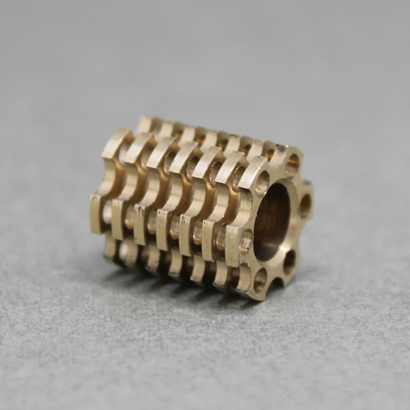 1PC Hexagonal Petal Shape Brass Titanium Alloy Knife Beads Lanyard Pendant Can Installed 6 Tritium Tube DIY Decorative Pendant
1PC Hexagonal Petal Shape Brass Titanium Alloy Knife Beads Lanyard Pendant Can Installed 6 Tritium Tube DIY Decorative Pendant