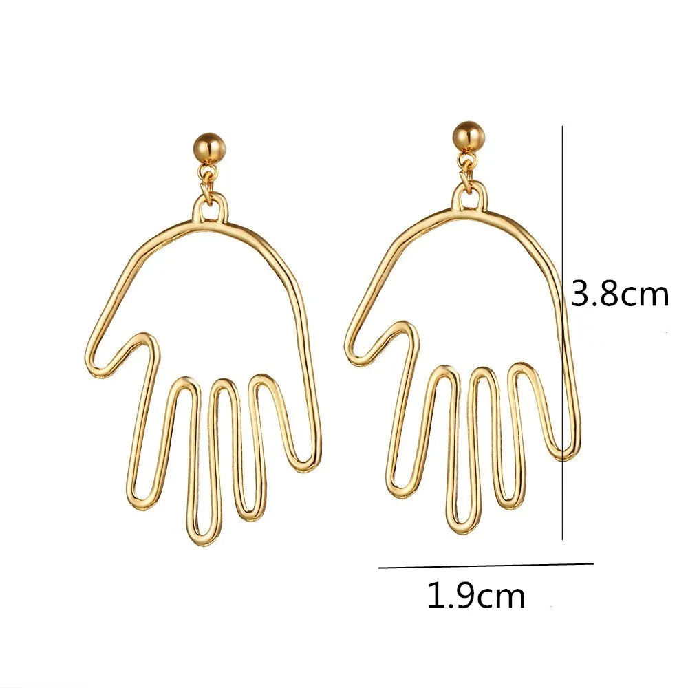 Trend Abstract Art Hand Palm Drop Earrings Gold Hollow Geometry Boucles d'oreilles Simple Fashion Statement Jewelry Accessories
Trend Abstract Art Hand Palm Drop Earrings Gold Hollow Geometry Boucles d'oreilles Simple Fashion Statement Jewelry Accessories