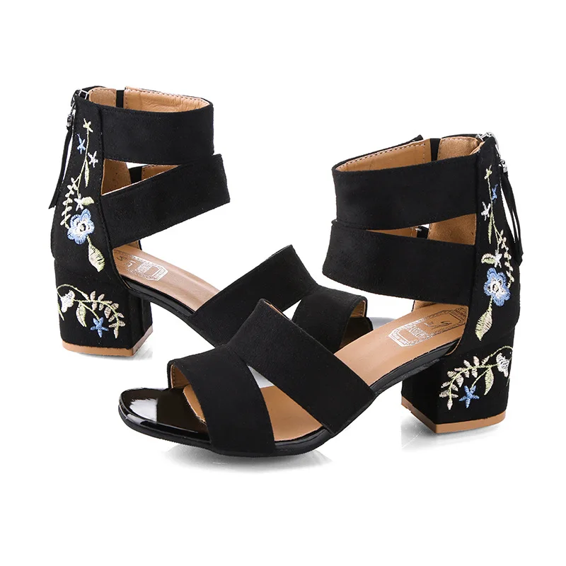 New Fashion Women Shoes Embroidery Dance Thick With Women Shoes High Heels Outdoor Sandals Beach Ladies Shoes Sandals
New Fashion Women Shoes Embroidery Dance Thick With Women Shoes High Heels Outdoor Sandals Beach Ladies Shoes Sandals