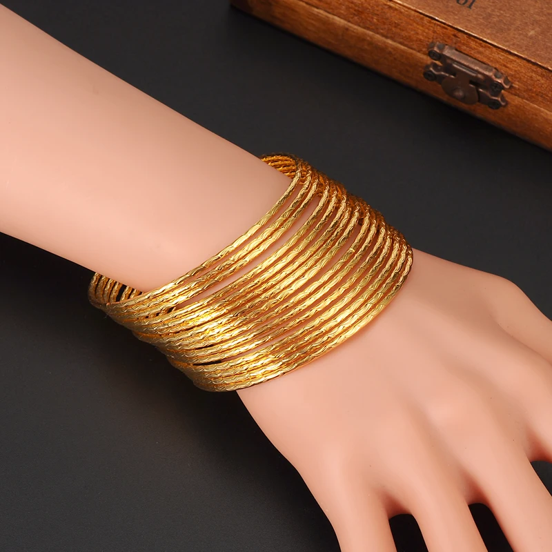 Bangrui Wholesale / Gold Color Ethiopian bangle bracelet bangle African Women jewelry Gold Dubai big circle bangles
Bangrui Wholesale / Gold Color Ethiopian bangle bracelet bangle African Women jewelry Gold Dubai big circle bangles