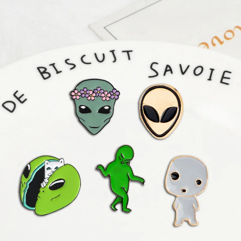 Various Classic aliens Denim Enamel pins Cartoon Fashion Badges Brooches Gifts for Astronomy enthusiast Jewelry wholesale
Various Classic aliens Denim Enamel pins Cartoon Fashion Badges Brooches Gifts for Astronomy enthusiast Jewelry wholesale