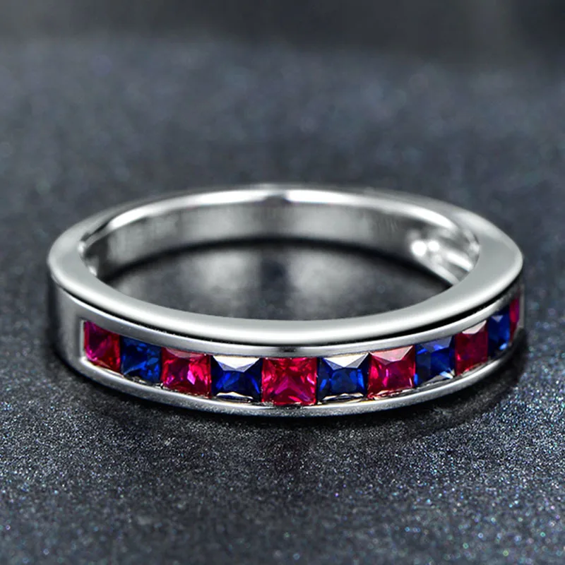 OMHXZJ Wholesale European Fashion Woman Man Party Wedding Gift Tiny Square Red Blue AAA Zircon 18KT White Gold Ring RR703
OMHXZJ Wholesale European Fashion Woman Man Party Wedding Gift Tiny Square Red Blue AAA Zircon 18KT White Gold Ring RR703