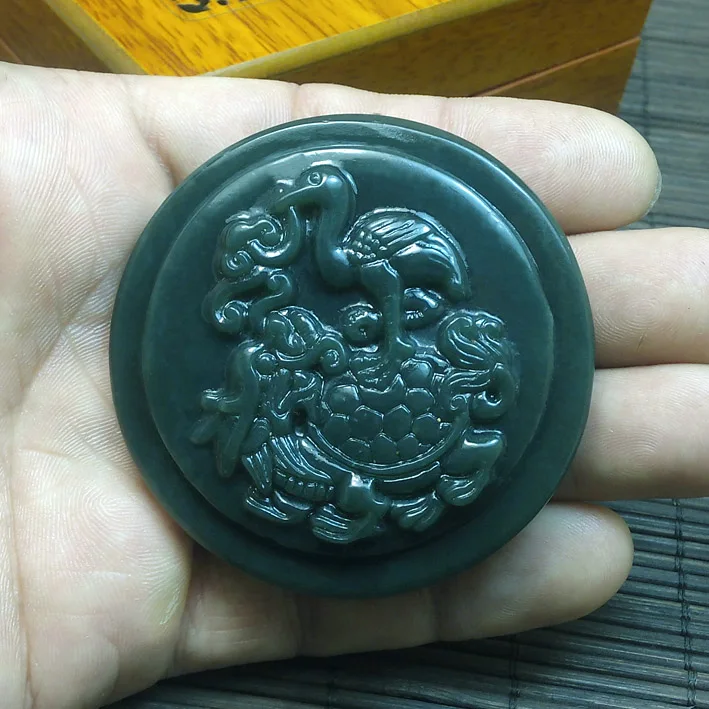 Natural and Tian Qingyu champion belt buckle belt buckle with Ruyi auspicious jade dragon turtle birthday
Natural and Tian Qingyu champion belt buckle belt buckle with Ruyi auspicious jade dragon turtle birthday