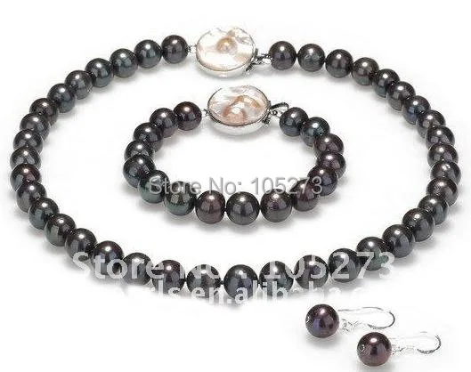 Nice pearl jewelry set AA 10-11MM round shaper black color genuine freshwater pearl necklace bracelet earring new free shipping
Nice pearl jewelry set AA 10-11MM round shaper black color genuine freshwater pearl necklace bracelet earring new free shipping