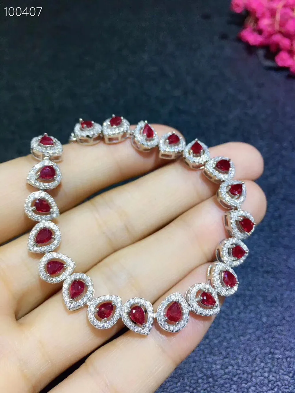 Fashion Lovely Water drop natural red ruby Bracelet Natural gemstone bracelet S925 silver woman wedding girl gift fine jewelry
Fashion Lovely Water drop natural red ruby Bracelet Natural gemstone bracelet S925 silver woman wedding girl gift fine jewelry