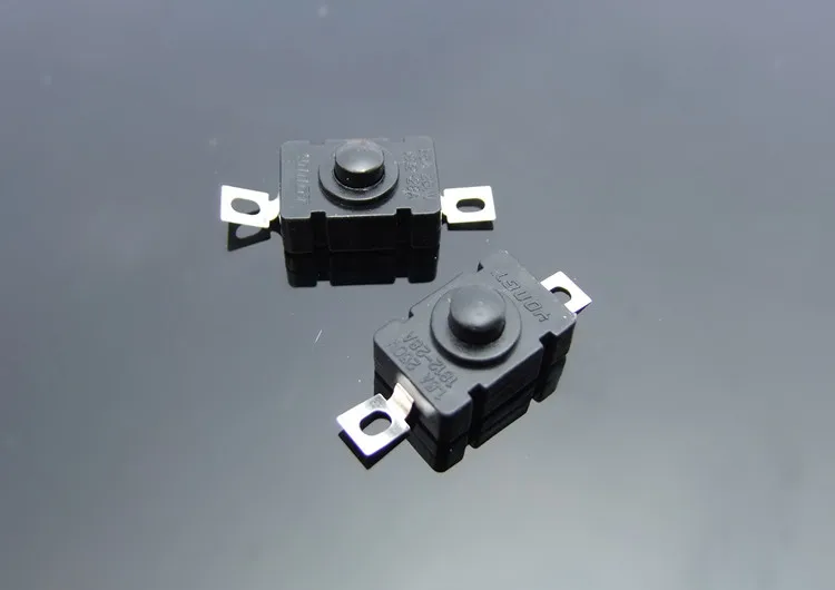 1pc Self-hold SMD Switch K733b Black Round Button Switch for DIY Model Making Adults and Children Free Shipping
1pc Self-hold SMD Switch K733b Black Round Button Switch for DIY Model Making Adults and Children Free Shipping