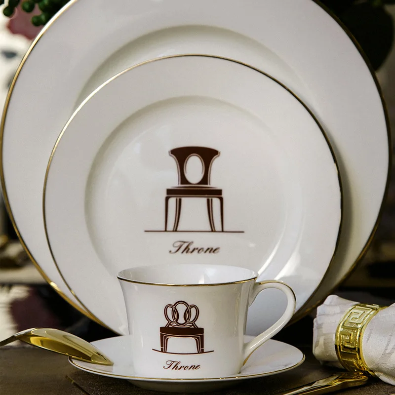 European Bone China Cutlery Set Plate Afternoon Tea Snack Plate Coffee Cup And Saucer
European Bone China Cutlery Set Plate Afternoon Tea Snack Plate Coffee Cup And Saucer
