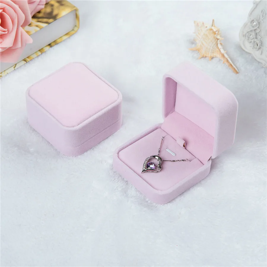 3 Pcs/Lot Jewelry Package 11 Color Hot Selling High Quality Velvet Box Necklace Bracelet Gift Box Wedding Engagement Gift
3 Pcs/Lot Jewelry Package 11 Color Hot Selling High Quality Velvet Box Necklace Bracelet Gift Box Wedding Engagement Gift