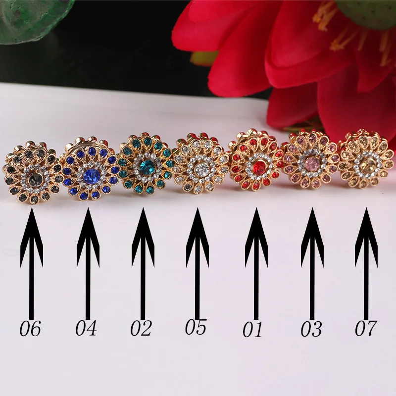 Rhinestones Round Magnet Brooches for Scarf Luxury Jewelry Accessories Muslim Headscarf Buckle Exquisite Hijab Brooches 12pcs
Rhinestones Round Magnet Brooches for Scarf Luxury Jewelry Accessories Muslim Headscarf Buckle Exquisite Hijab Brooches 12pcs