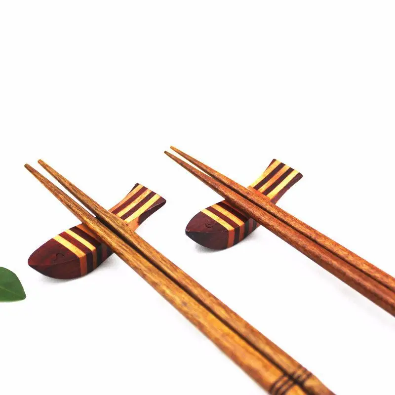 100pcs/lot Chopstick Rack Creative Fish Shape Wood Chopsticks Holder High-grade Splicing Redwood Tableware Hotel Home Supplies
100pcs/lot Chopstick Rack Creative Fish Shape Wood Chopsticks Holder High-grade Splicing Redwood Tableware Hotel Home Supplies