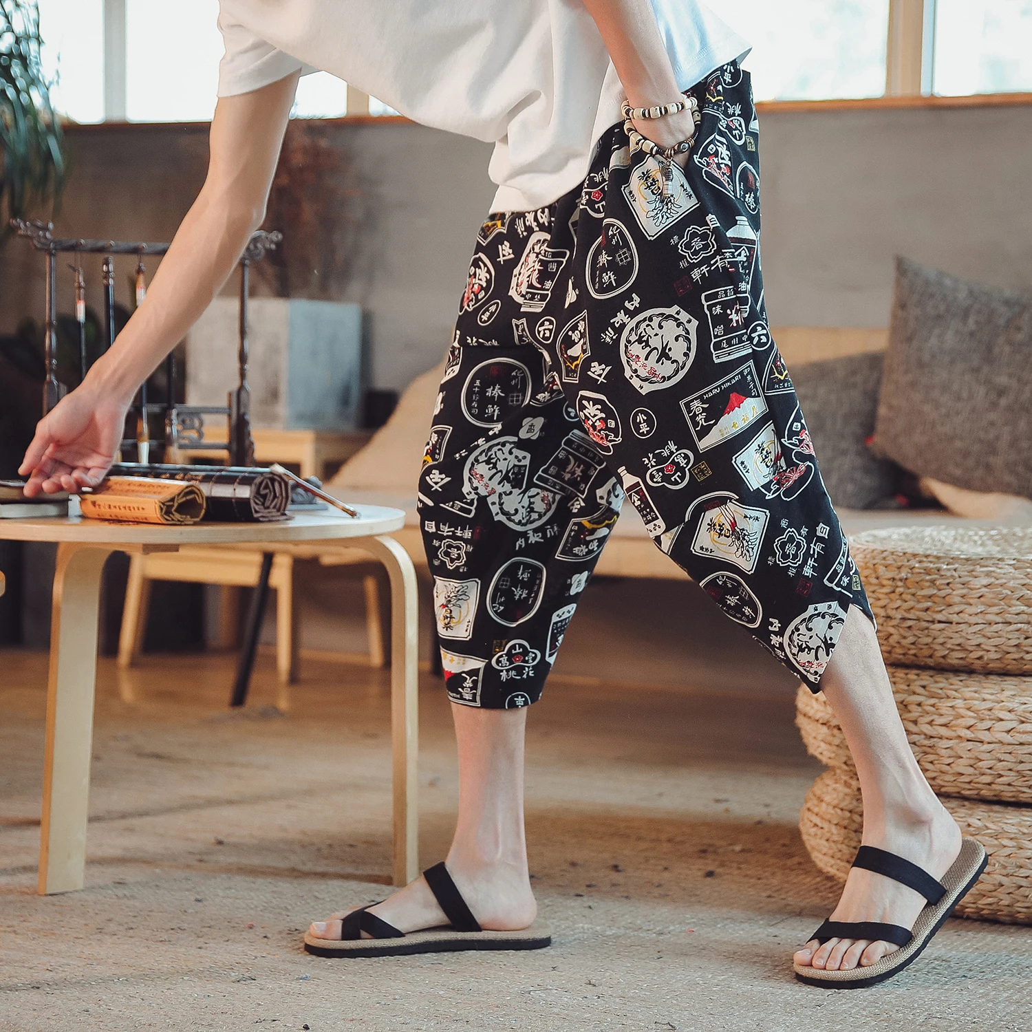 2019 Sinicism Brand clothing Fashion Male summer High quality cotton linen Haroun pants/Men's printing Loose sweatpants Trousers
2019 Sinicism Brand clothing Fashion Male summer High quality cotton linen Haroun pants/Men's printing Loose sweatpants Trousers