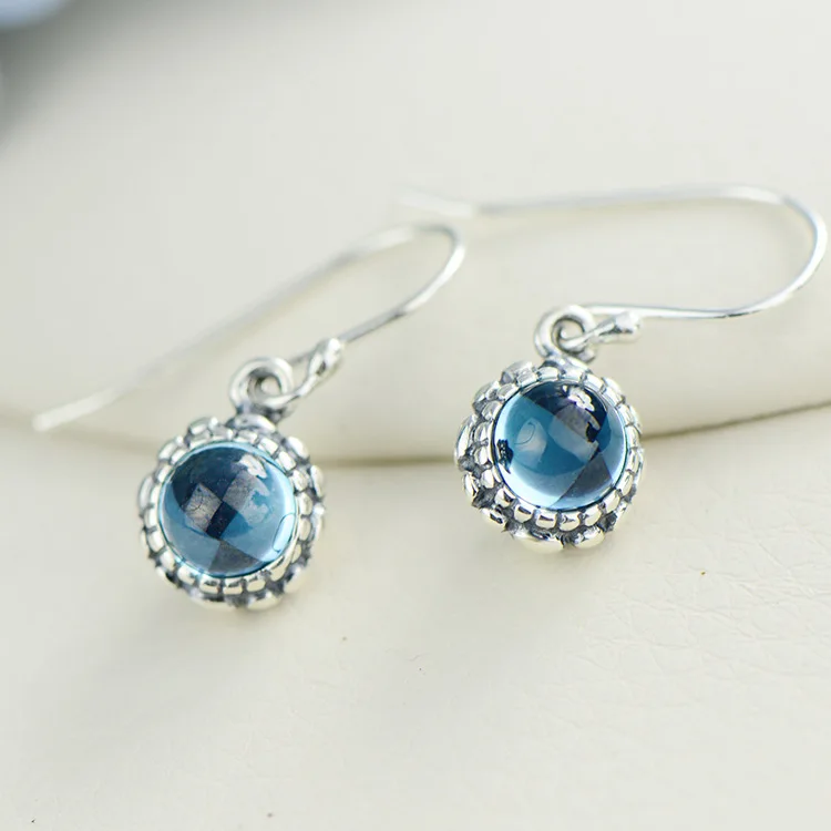 inlaid earrings, transparent natural Topaz Earrings, small fresh flowers, ladies' earrings, gifts for girlfriends.
inlaid earrings, transparent natural Topaz Earrings, small fresh flowers, ladies' earrings, gifts for girlfriends.