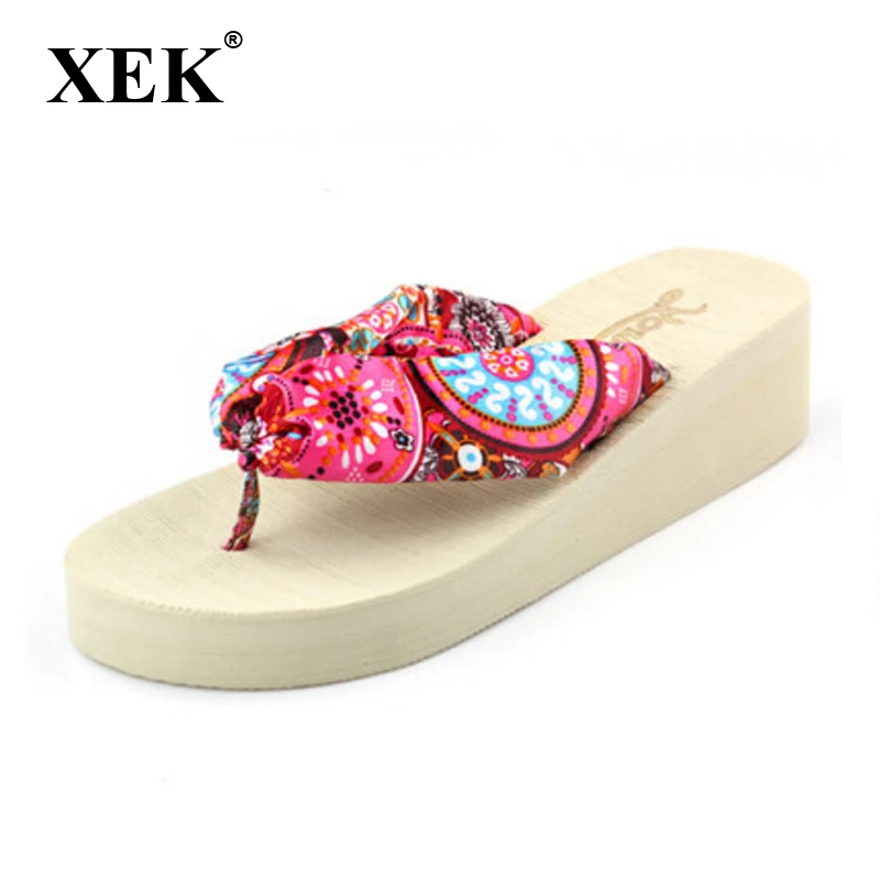 Women Slippers New 2018 Summer bohemia flower Women flip flops Platform Wedges Women Sandals Fashion slippers beach shoes
Women Slippers New 2018 Summer bohemia flower Women flip flops Platform Wedges Women Sandals Fashion slippers beach shoes