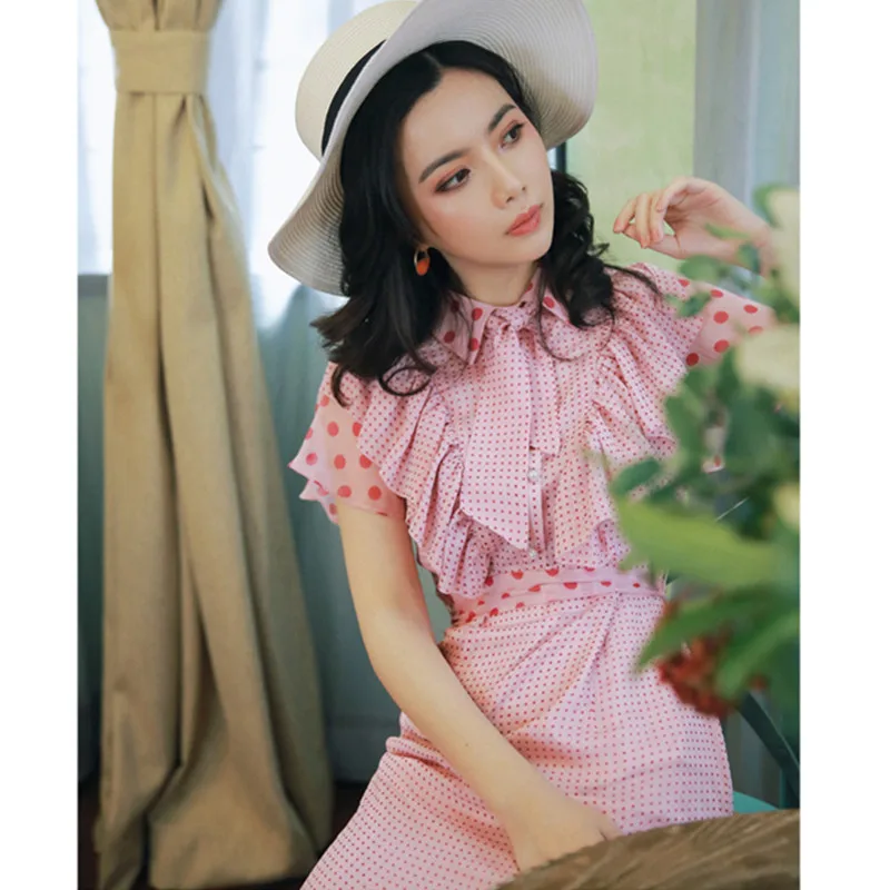 Summer New Elegant Ladies Slim Single-Breasted Short-Sleeved Dot Ruffled Stand Collar Vintage High Waist Long Fashion Dress
Summer New Elegant Ladies Slim Single-Breasted Short-Sleeved Dot Ruffled Stand Collar Vintage High Waist Long Fashion Dress
