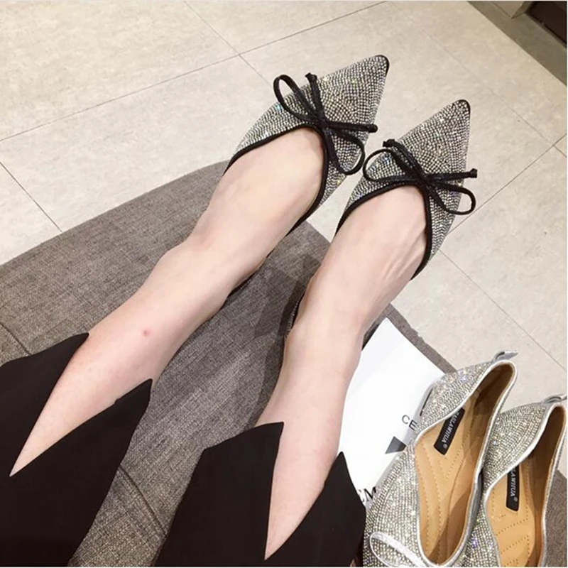 2021 Butterfly-knot Designer Brand Flats Shoes Woman Slip On Shoes For Women Crystal Flat Shoes Casual Women Shoes Loafers Women
2021 Butterfly-knot Designer Brand Flats Shoes Woman Slip On Shoes For Women Crystal Flat Shoes Casual Women Shoes Loafers Women