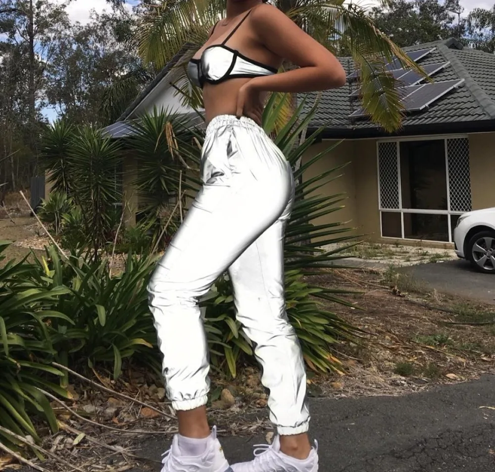 YYFS flash reflective jogger pants 2020 autumn women Hip Hop Dance Show Party Night casual gray solid streetwear trousers mujer
YYFS flash reflective jogger pants 2020 autumn women Hip Hop Dance Show Party Night casual gray solid streetwear trousers mujer