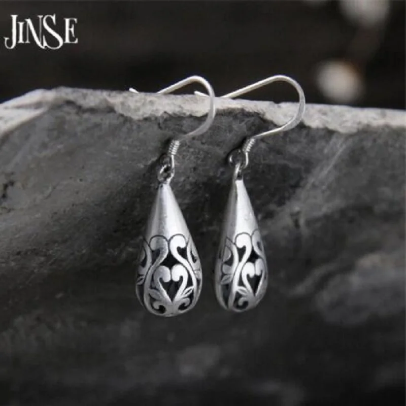 JINSES925 new dignified sterling silver earrings tears and heart ladies hollow earrings 10 mm * 21 mm
JINSES925 new dignified sterling silver earrings tears and heart ladies hollow earrings 10 mm * 21 mm