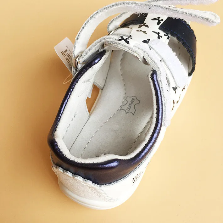 NEW 1pair Girl Genuine Leather Orthopedic Shoes ,Super quality Fashion Summer Children Kid Shoes
NEW 1pair Girl Genuine Leather Orthopedic Shoes ,Super quality Fashion Summer Children Kid Shoes