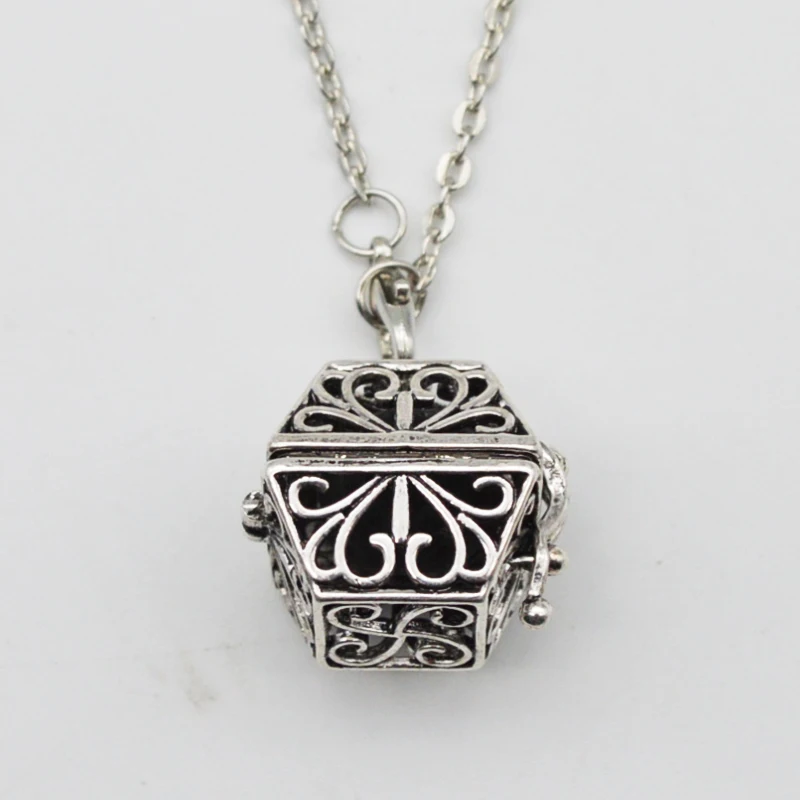 5pcs Hexagon Design Essential Oil Diffuser Necklace For Kids Aromatherapy Locket Jewelry Necklace With Chain XSH-145
5pcs Hexagon Design Essential Oil Diffuser Necklace For Kids Aromatherapy Locket Jewelry Necklace With Chain XSH-145
