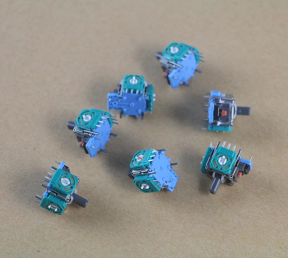 OCGAME 200pcs/lot 3D Rocker 3D Analog Joystick Sensor Module For PlayStation 4 PS4 Controller PS4 Joystick 
OCGAME 200pcs/lot 3D Rocker 3D Analog Joystick Sensor Module For PlayStation 4 PS4 Controller PS4 Joystick