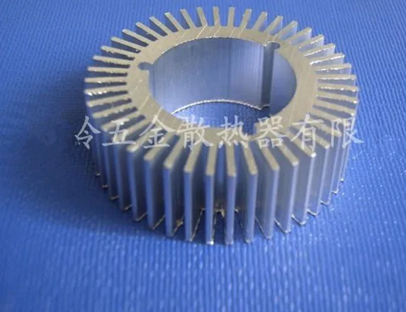 30PCS Circular thermal conductivity aluminum sunflower radiator 32.5*17*10mm dense tooth LED lamp bead aluminum heat sink
30PCS Circular thermal conductivity aluminum sunflower radiator 32.5*17*10mm dense tooth LED lamp bead aluminum heat sink