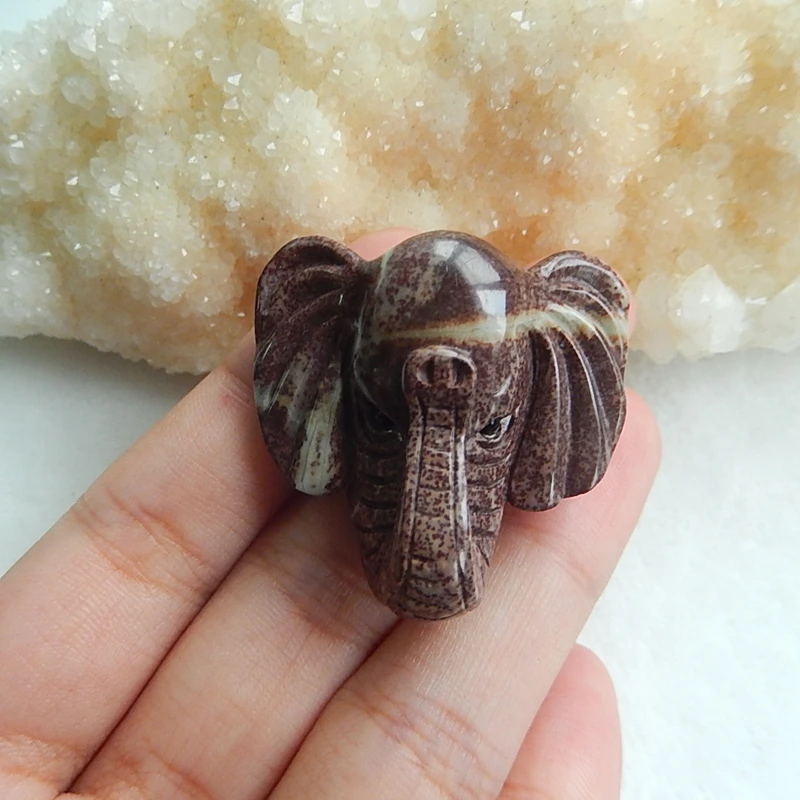 Natural Stone Carving Elephant Head Chohua Jasper Cabochon 34x34x4mm 16.4g Trendy Jewelry Birthday Gift Accessories
Natural Stone Carving Elephant Head Chohua Jasper Cabochon 34x34x4mm 16.4g Trendy Jewelry Birthday Gift Accessories