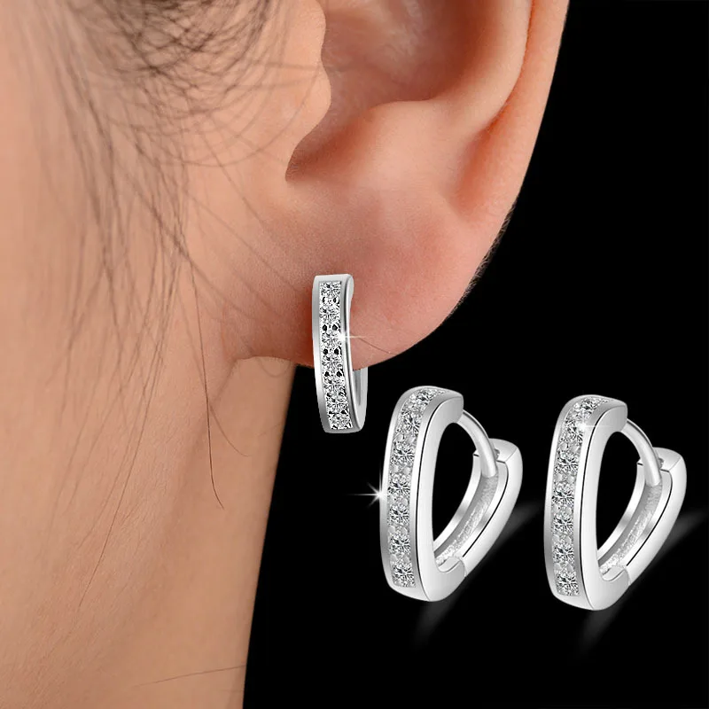 High quality fashion shiny zircon 925 sterling silver ladies stud earrings women birthday gift wholesale drop shipping
High quality fashion shiny zircon 925 sterling silver ladies stud earrings women birthday gift wholesale drop shipping