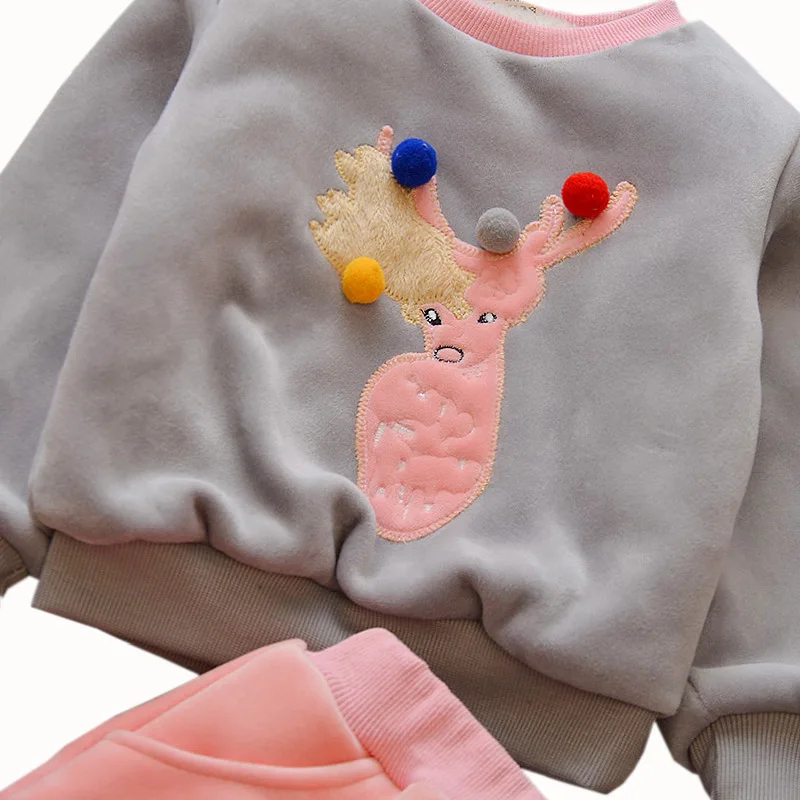 2017 new baby infant winter clothing set girl boy cashmere thick warm 3pcs suits(vest coat+sweater+pant),girls kids pants suits
2017 new baby infant winter clothing set girl boy cashmere thick warm 3pcs suits(vest coat+sweater+pant),girls kids pants suits