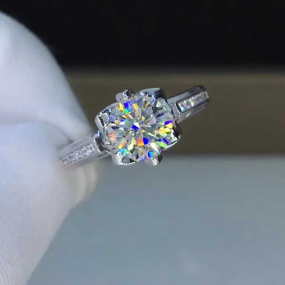 1ct карат муассанит Обручение кольца для Для женщин свадебные 925 Серебряные кольца с платиновым покрытием D Цвет четкость
1ct карат муассанит Обручение кольца для Для женщин свадебные 925 Серебряные кольца с платиновым покрытием D Цвет четкость