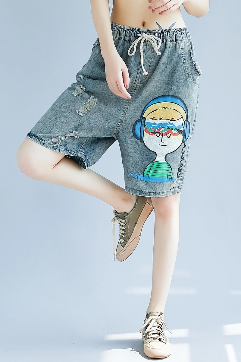 2019 summer new ladies denim shorts retro art hole cartoon print elastic waist loose casual jeans women
2019 summer new ladies denim shorts retro art hole cartoon print elastic waist loose casual jeans women
