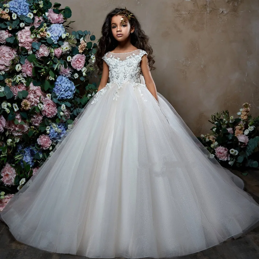 2019 Cute Cap Short Sleeves Flower girl Dresses with Bow Ball Gown Lace Appliques pageant dresses for girls vestido de daminha
2019 Cute Cap Short Sleeves Flower girl Dresses with Bow Ball Gown Lace Appliques pageant dresses for girls vestido de daminha