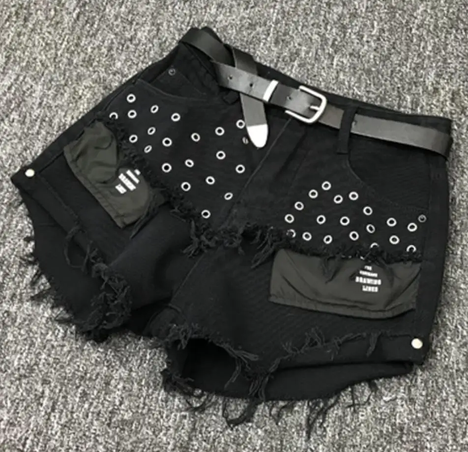 Black denim shorts women summer rivets loose high waist pocket wide leg jeans shorts
Black denim shorts women summer rivets loose high waist pocket wide leg jeans shorts