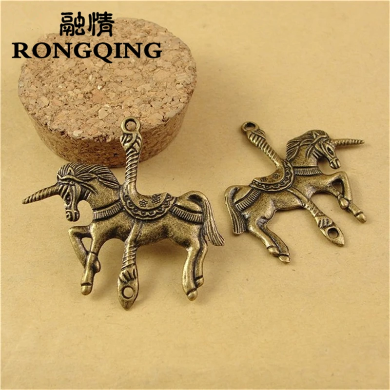 RONGQING 40 шт./лот 43*43 мм Единорог животное античный сплав Шарм Подвески подходят браслеты и ожерелья DIY ювелирные изделия
RONGQING 40 шт./лот 43*43 мм Единорог животное античный сплав Шарм Подвески подходят браслеты и ожерелья DIY ювелирные изделия