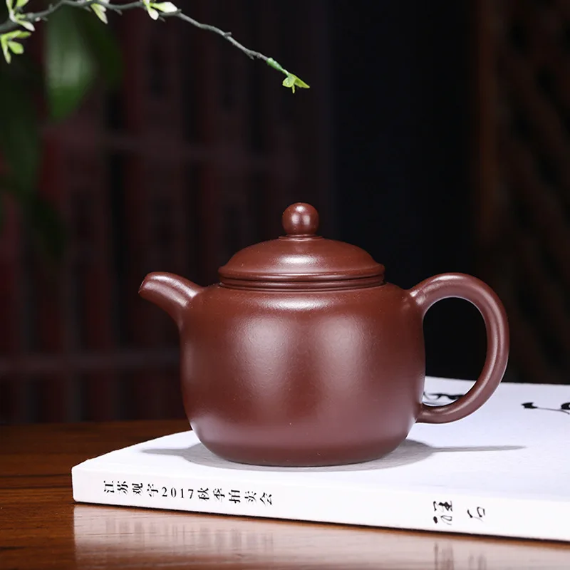 sea are recommended the teapot tea undressed ore purple mud all hand bao chun zhu pot manufacturers selling wholesale
sea are recommended the teapot tea undressed ore purple mud all hand bao chun zhu pot manufacturers selling wholesale