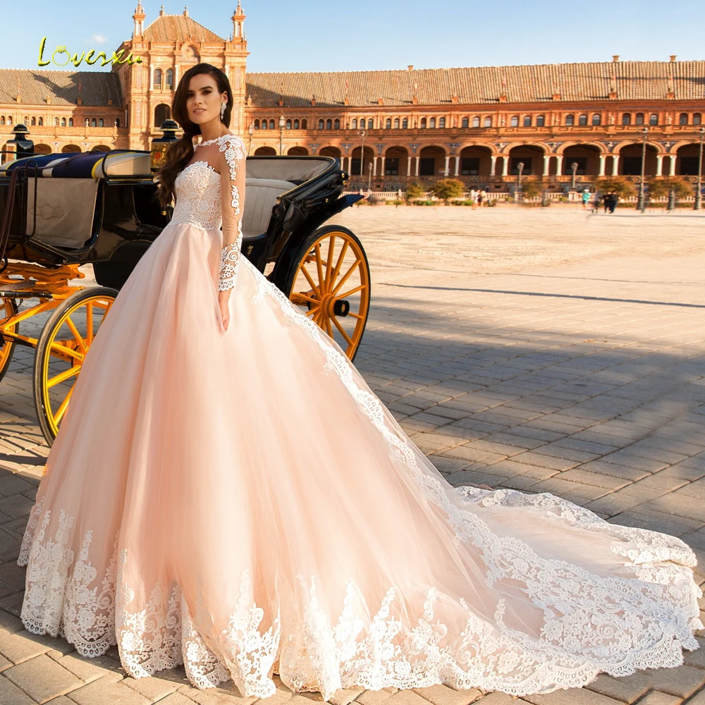 Loverxu Sexy Illusion Long Sleeve Ball Gown Wedding Dresses 2022 Luxury Appliques Button Court Train Lace Vintage Bridal Gowns
Loverxu Sexy Illusion Long Sleeve Ball Gown Wedding Dresses 2022 Luxury Appliques Button Court Train Lace Vintage Bridal Gowns