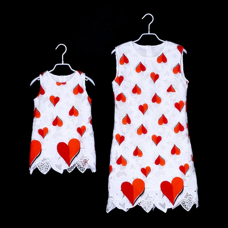 customized famiwhite heart embroidery princess dress sleeveless toddle girl clothes kids girls summer mother daughter lace dress
customized famiwhite heart embroidery princess dress sleeveless toddle girl clothes kids girls summer mother daughter lace dress