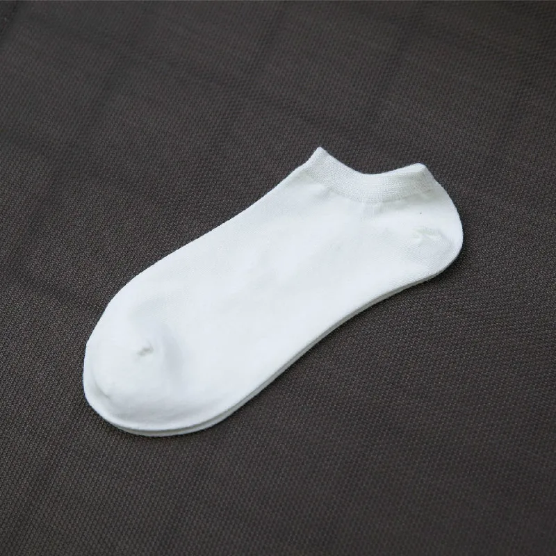 Big Size 5pairs/lot New pure color cotton men slipper socks summer high quality designer fashion boat Invisible Pantufa white
Big Size 5pairs/lot New pure color cotton men slipper socks summer high quality designer fashion boat Invisible Pantufa white