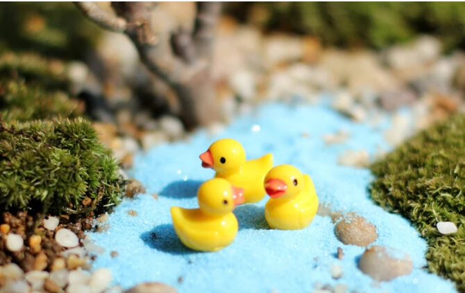 20pcs Mini Yellow duck Garden PVC Action Figures Kids Toys For Boys Girls gifts home decorations
20pcs Mini Yellow duck Garden PVC Action Figures Kids Toys For Boys Girls gifts home decorations