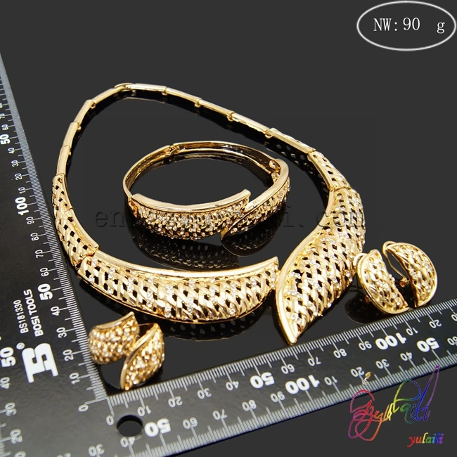 2016 special hollow out pattern jewellery sets American stylish women hotsale gold color jewellery sets 
2016 special hollow out pattern jewellery sets American stylish women hotsale gold color jewellery sets