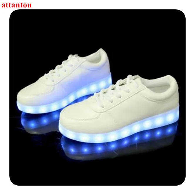 HOT Fashion LED Shine Woman casual shoes lace up flats girl kids comfortable leisure shoes USB glow light fun dance party shoes
HOT Fashion LED Shine Woman casual shoes lace up flats girl kids comfortable leisure shoes USB glow light fun dance party shoes